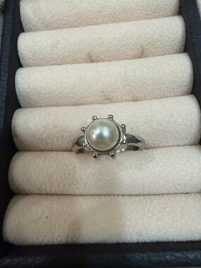 Classic Pearl Halo Silver Ring in White Pearl